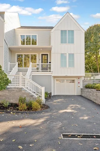 $1,789,000 | 15 Jewett Place, Unit C, Newton, MA 02458