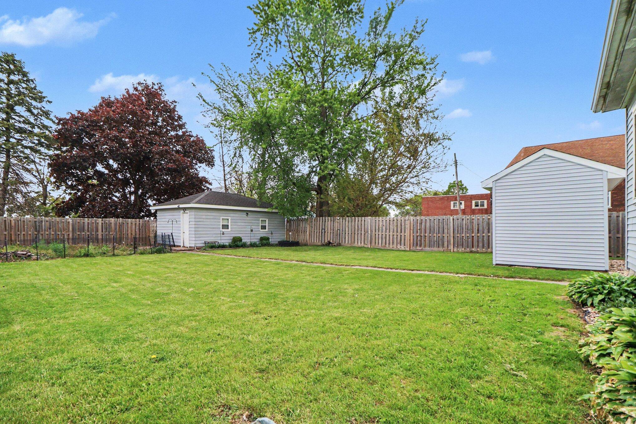 401 North Street Wheeler, IN 46342 - Photo 13 of 17 2038x1359