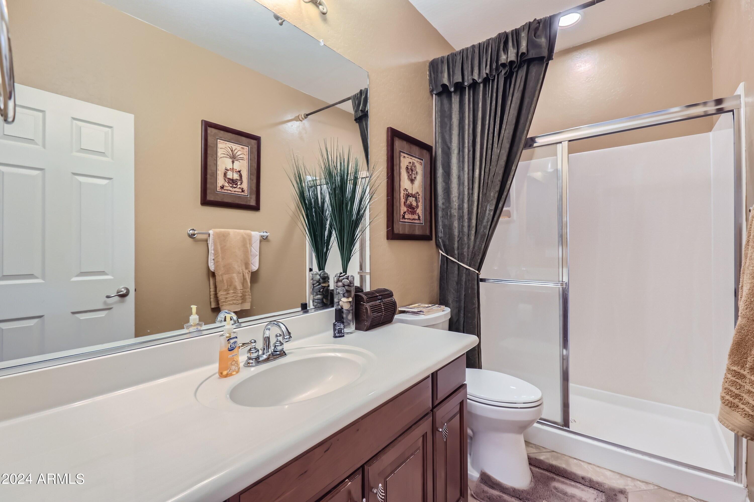 3234 West Rapalo Road Phoenix, AZ 85086 - Photo 24 of 44 Bathroom #3