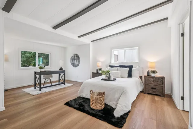 a close view of sink and tap