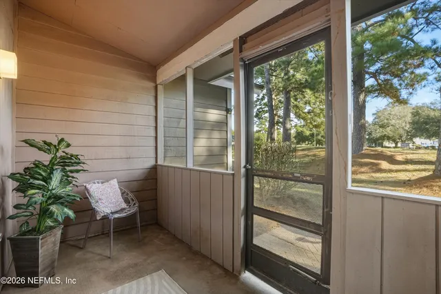 $1,500 | 8329 Derbyshire Place, Jacksonville, FL 32244