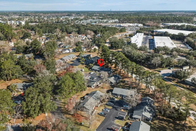 $1,500 | 8329 Derbyshire Place, Jacksonville, FL 32244