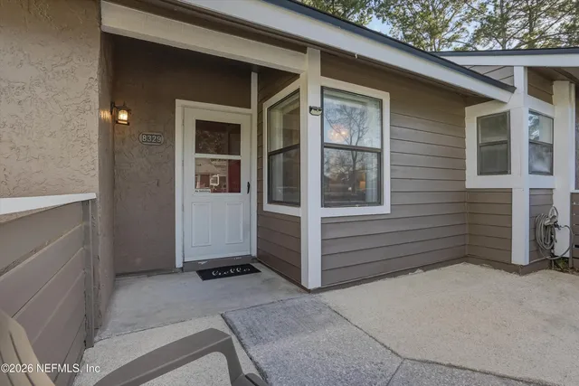 $1,500 | 8329 Derbyshire Place, Jacksonville, FL 32244