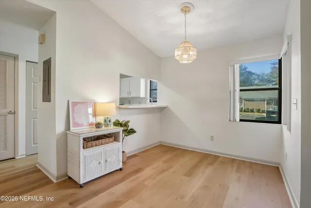 $1,500 | 8329 Derbyshire Place, Jacksonville, FL 32244