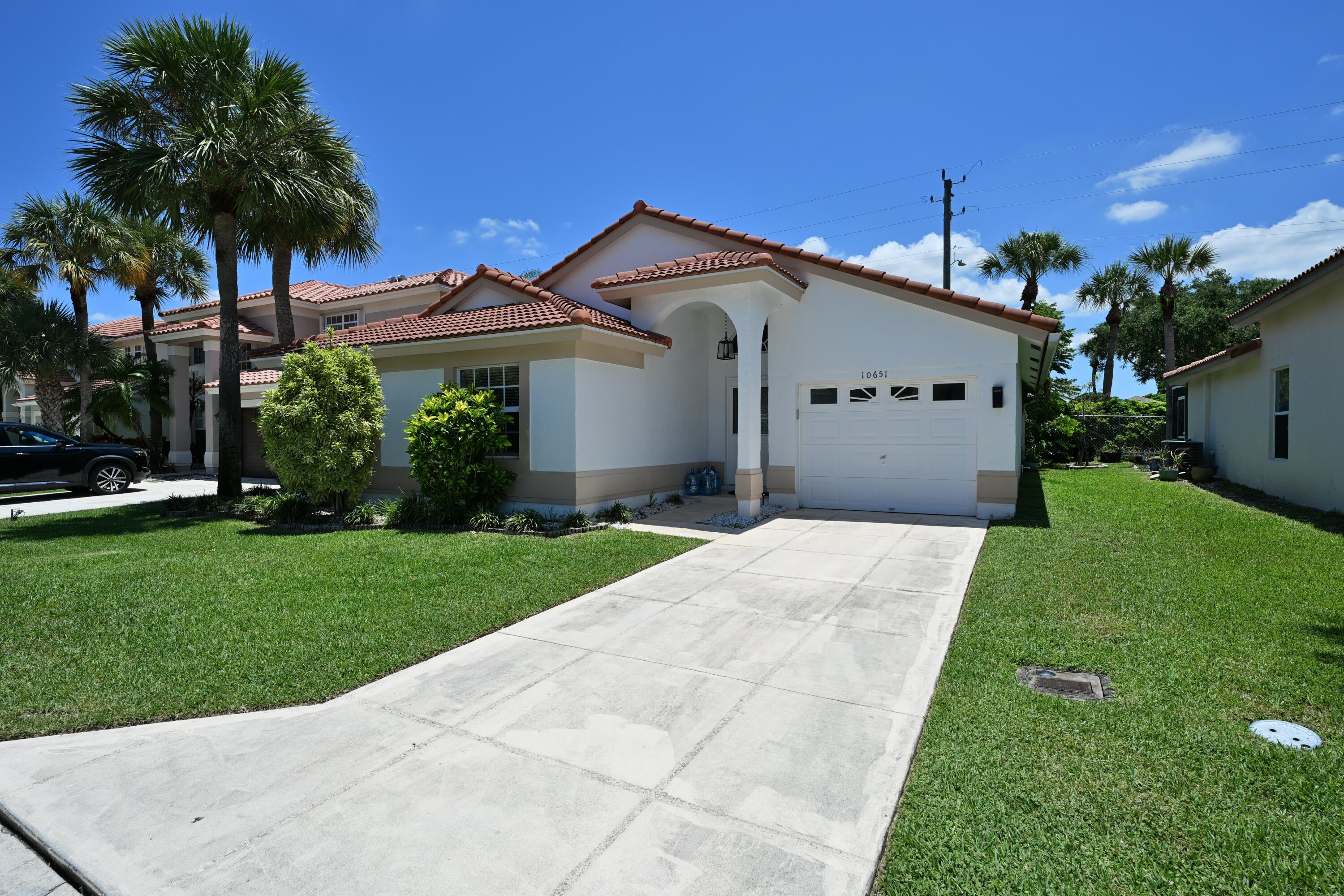 10651 Buttonwood Lake Drive Boca Raton, FL 33498 - Photo 2 of 27 10651 Buttonwood Lake Dr_2
