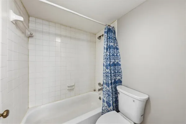 $2,200 | 54 La Rue Place Northwest, Atlanta, GA 30327