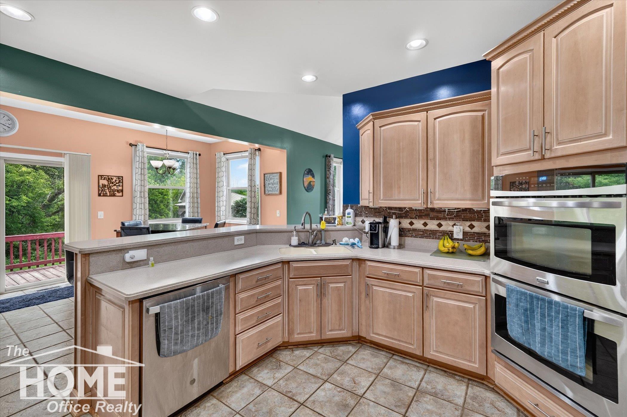 3323 South M-52 Road Owosso, MI 48867 - Photo 10 of 75 50213396-2e2fa0b9-dcd8-497f-86c0-1dec26f60380.JPG