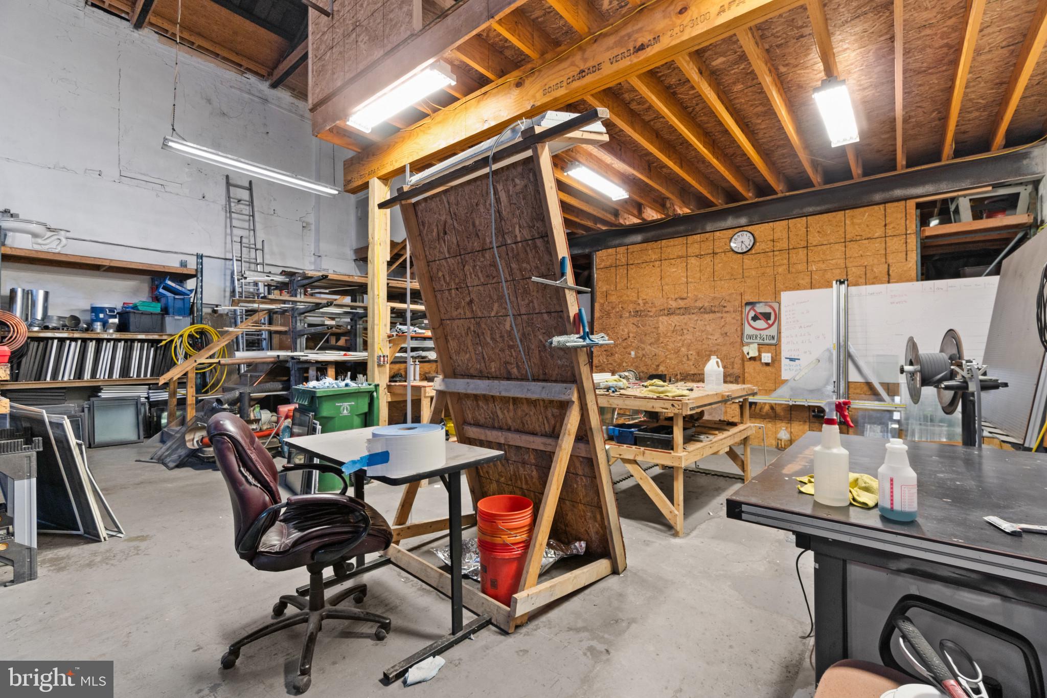 101 North Clinton Street Baltimore, MD 21224 - Photo 17 of 38