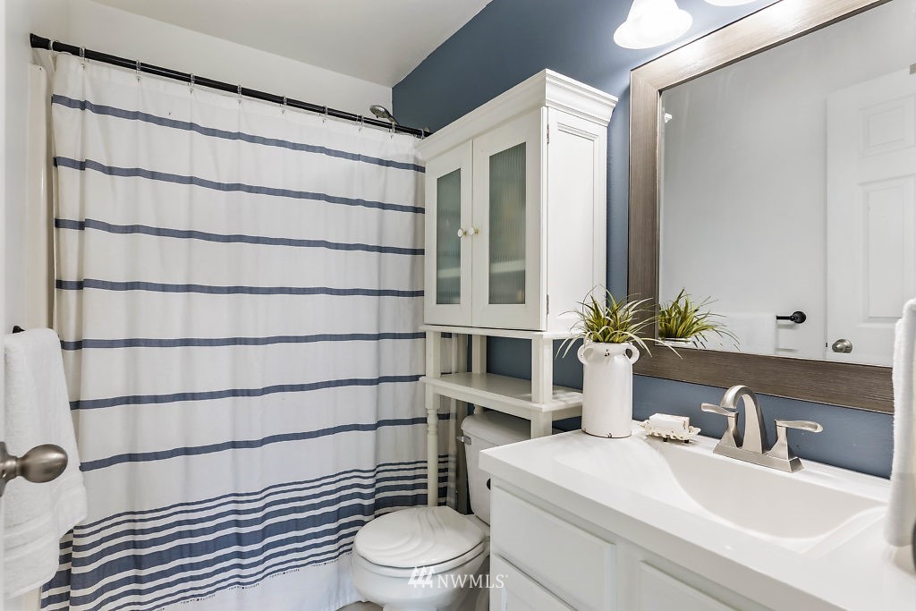 2289 Williams Road Oak Harbor, WA 98277 - Photo 12 of 22 Gallery Image 12