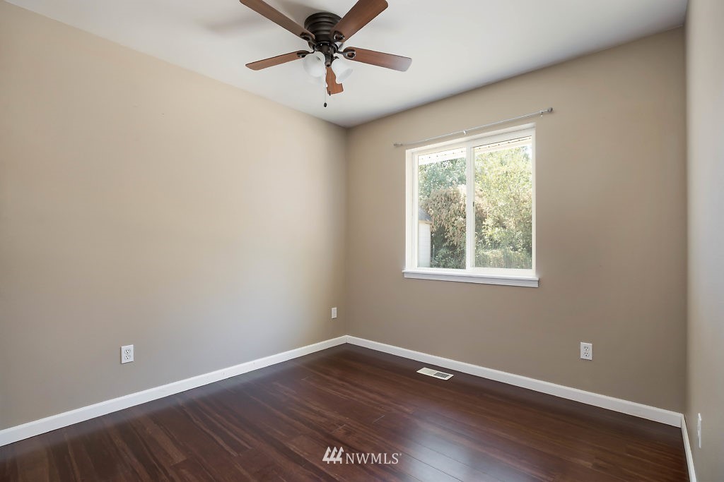 2289 Williams Road Oak Harbor, WA 98277 - Photo 13 of 22 Gallery Image 13