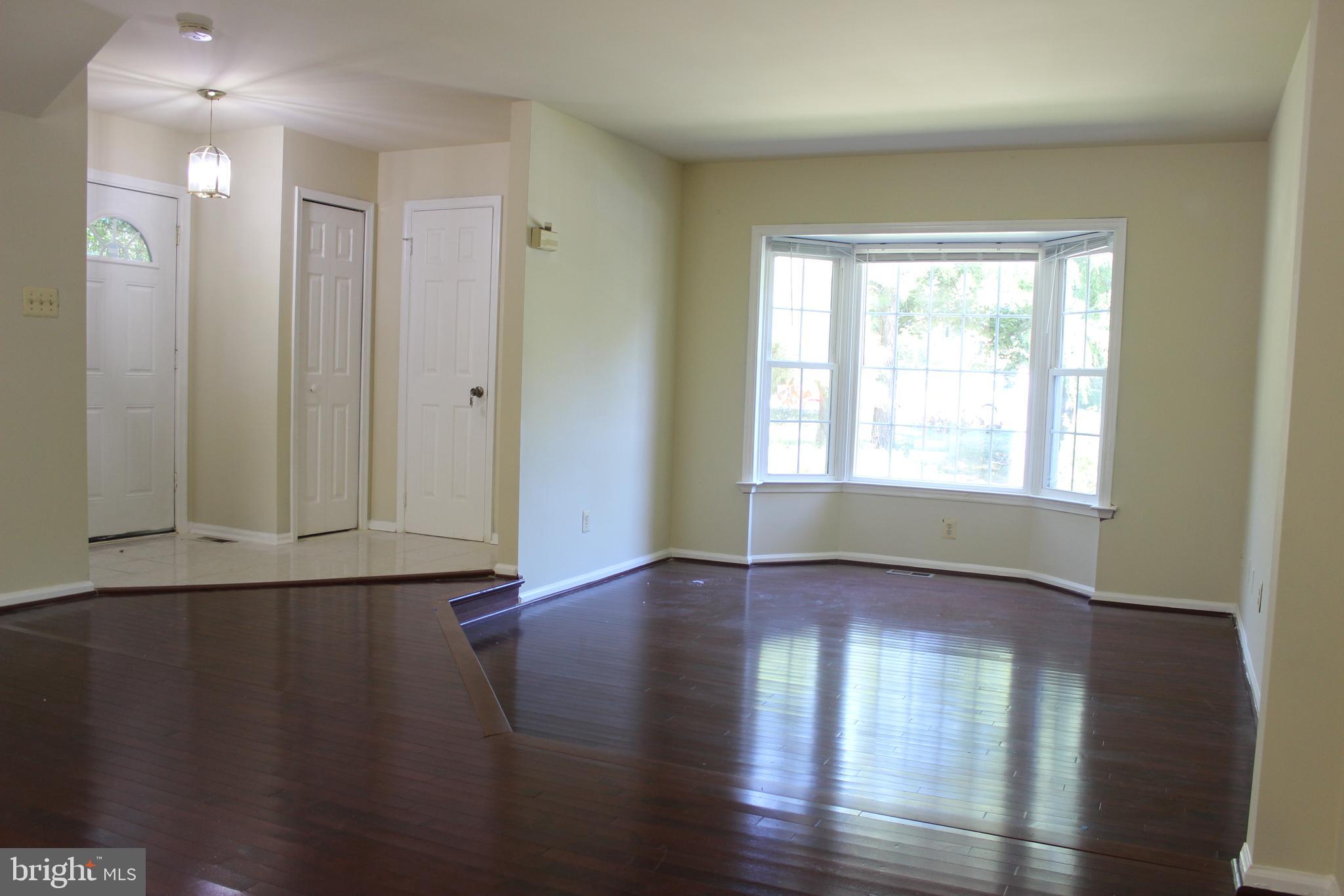 8498 Springfield Oaks Drive Springfield, VA 22153 - Photo 8 of 26