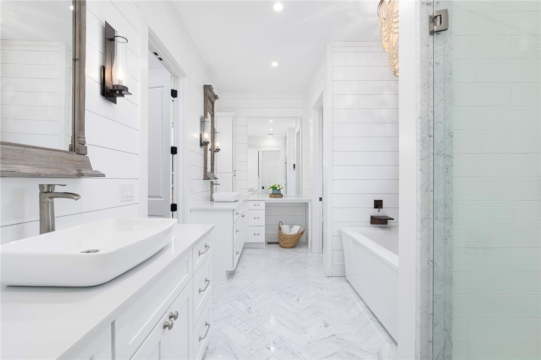 12 Taylor Road Portsmouth, RI 02871 - Photo 25 of 50