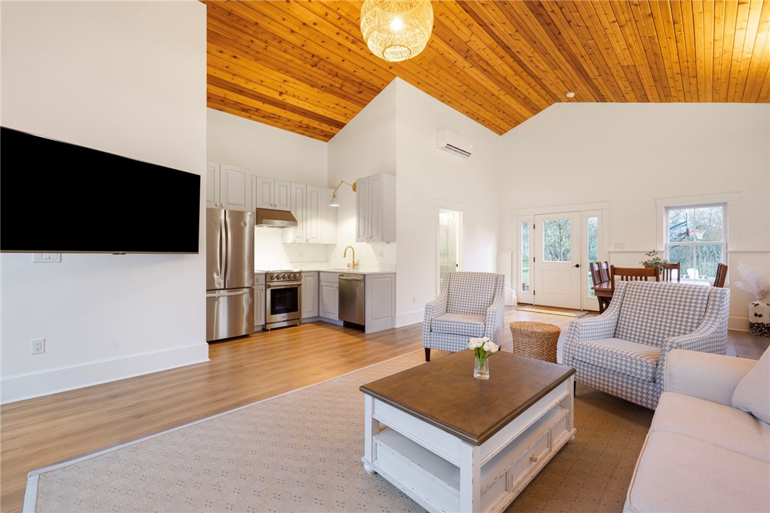 12 Taylor Road Portsmouth, RI 02871 - Photo 37 of 50