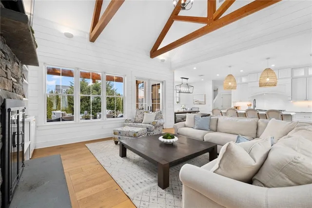 $3,150,000 | 12 Taylor Road, Portsmouth, RI 02871