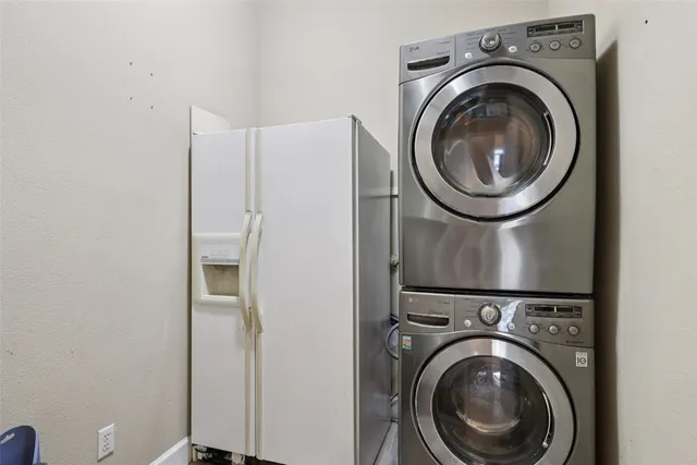 $374,988 | 161 Clear Springs Hollow, Buda, TX 78610