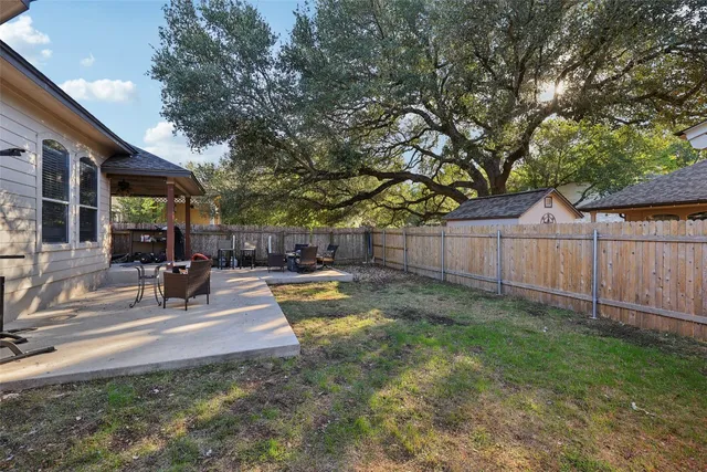 $374,988 | 161 Clear Springs Hollow, Buda, TX 78610