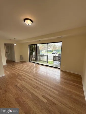 $1,775 | 2754 Hollywood Road, Unit 104, Falls Church, VA 22043
