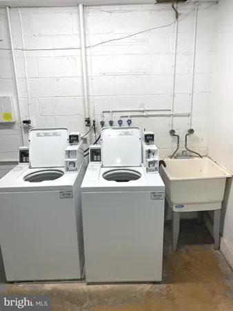 $1,775 | 2754 Hollywood Road, Unit 104, Falls Church, VA 22043