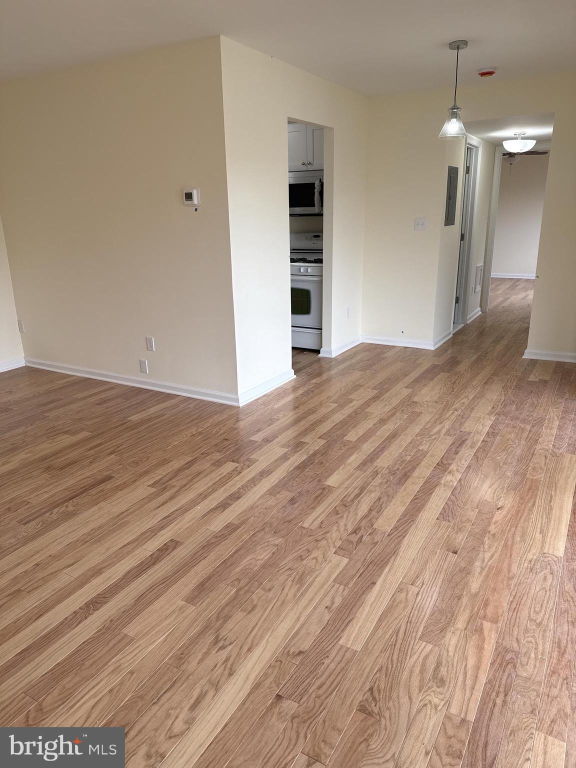 2754 Hollywood Road, Unit 104 Falls Church, VA 22043 - Photo 3 of 26