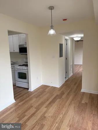 $1,775 | 2754 Hollywood Road, Unit 104, Falls Church, VA 22043