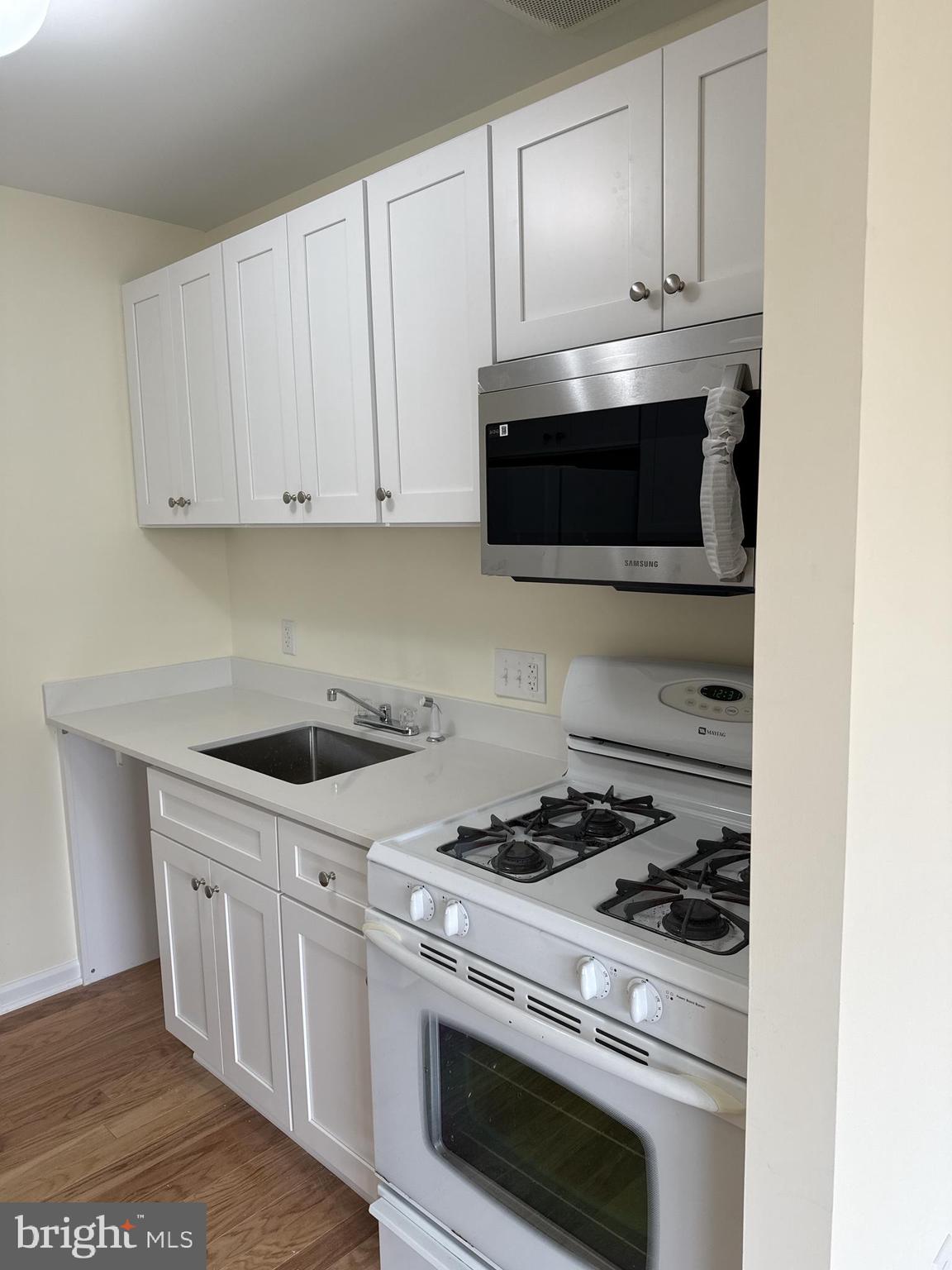 2754 Hollywood Road, Unit 104 Falls Church, VA 22043 - Photo 6 of 26