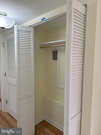 $1,775 | 2754 Hollywood Road, Unit 104, Falls Church, VA 22043