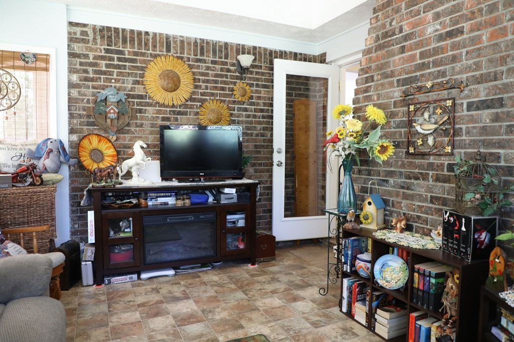 6024 Old Dominion Road Columbus, GA 31909 - Photo 12 of 27 Gallery Image 12