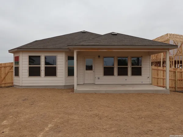 $304,990 | 4819 Maiz Valley, Von Ormy, TX 78073