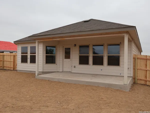 $304,990 | 4819 Maiz Valley, Von Ormy, TX 78073