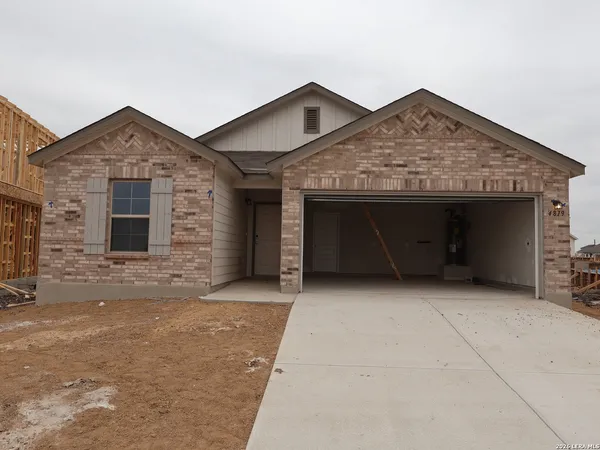 $304,990 | 4819 Maiz Valley, Von Ormy, TX 78073
