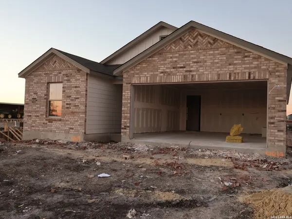$304,990 | 4819 Maiz Valley, Von Ormy, TX 78073