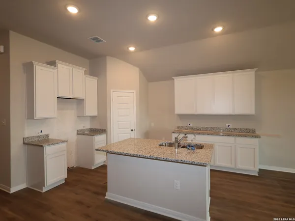 $304,990 | 4819 Maiz Valley, Von Ormy, TX 78073