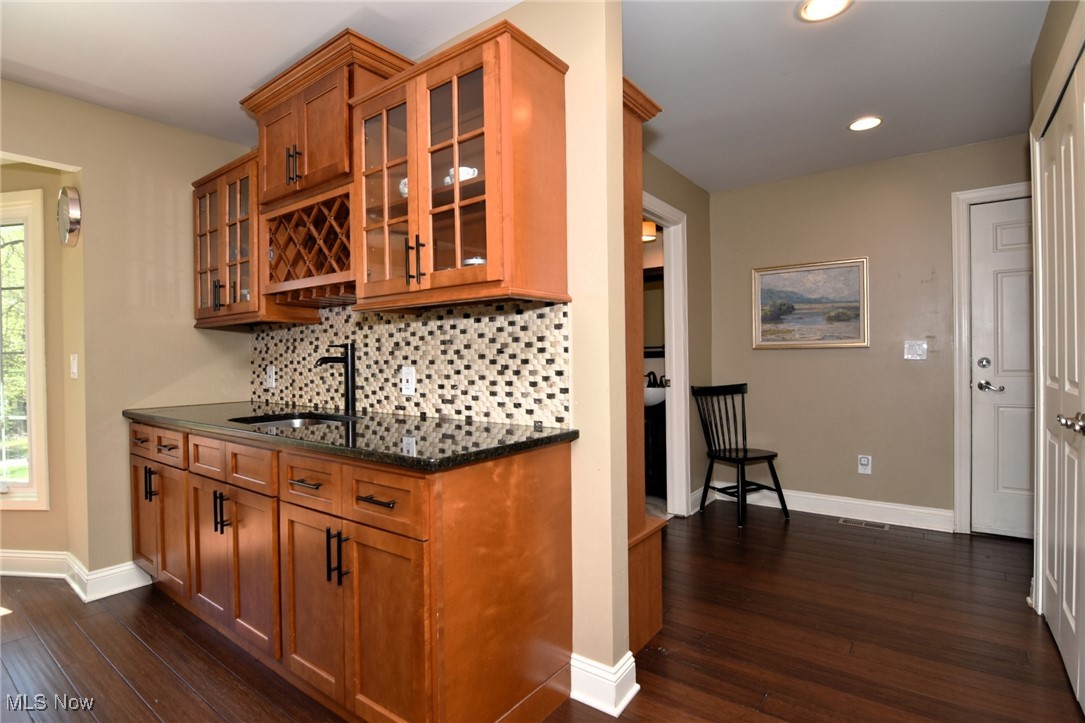 29449 Edgedale Road Cleveland, OH 44124 - Photo 16 of 49 Gallery Image 16