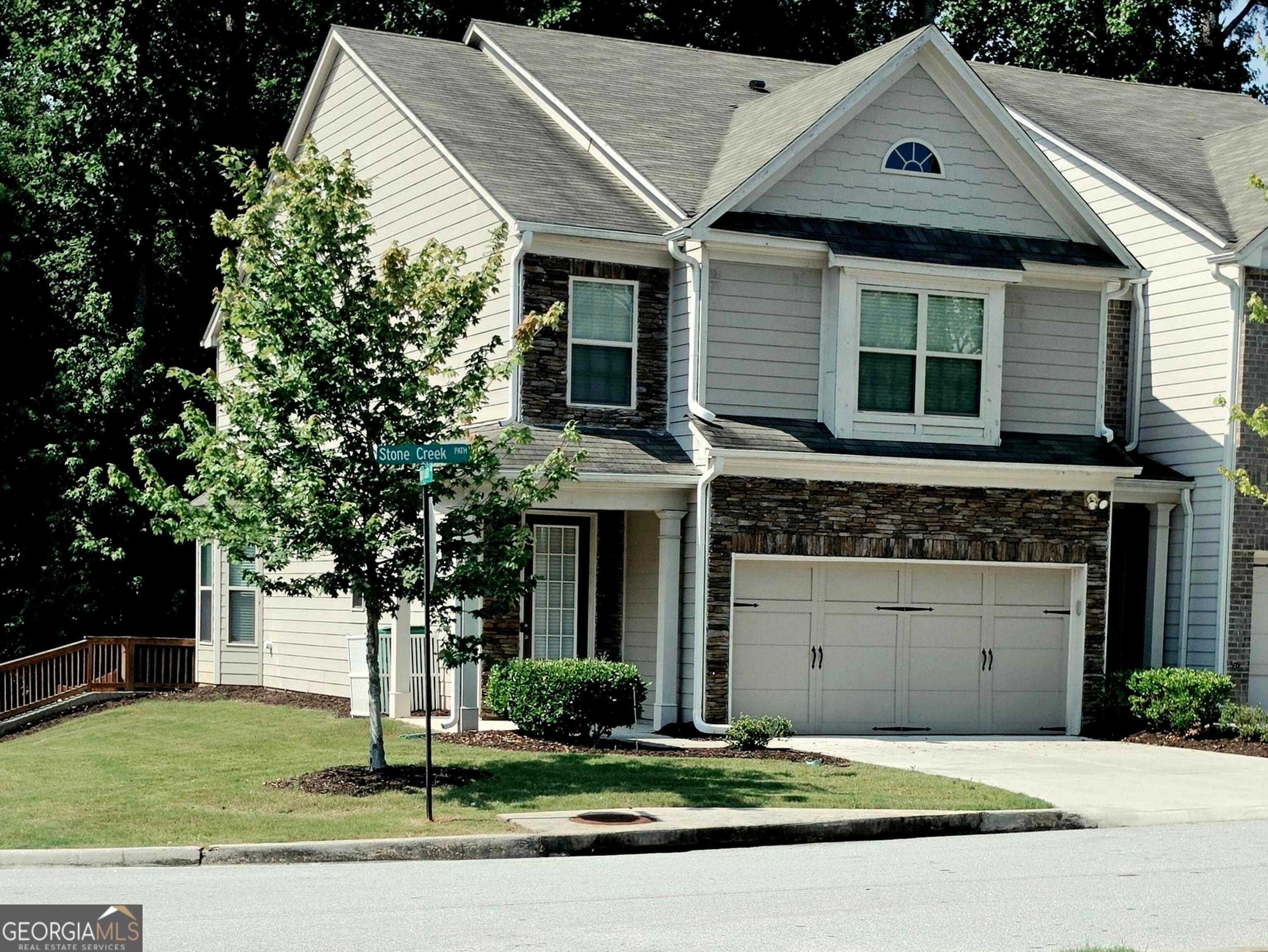 7527 Stone Creek Path Lithonia, GA 30038 - Photo 2 of 18