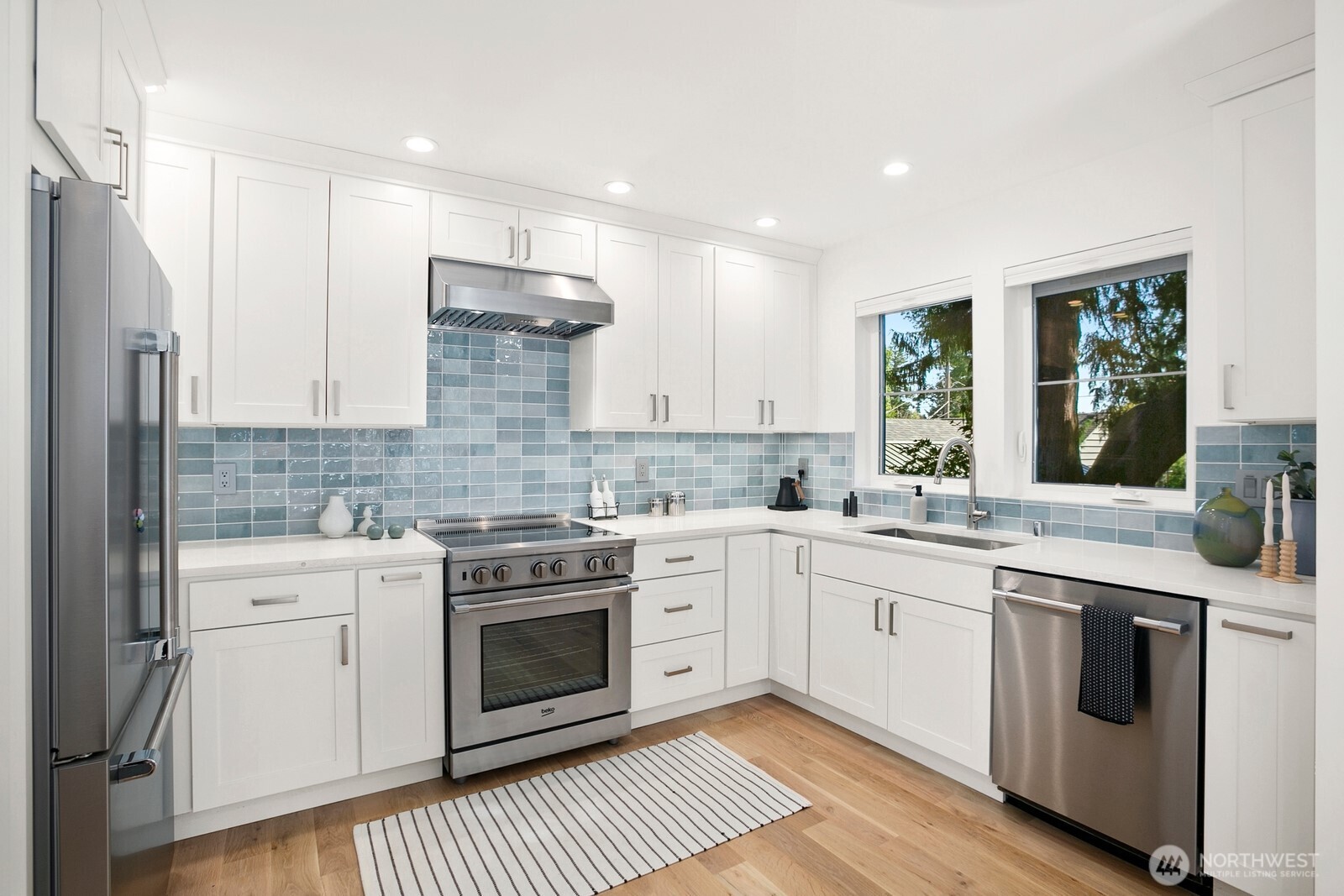 10419 41st Avenue Southwest, Unit A & B Seattle, WA 98146 - Photo 30 of 40