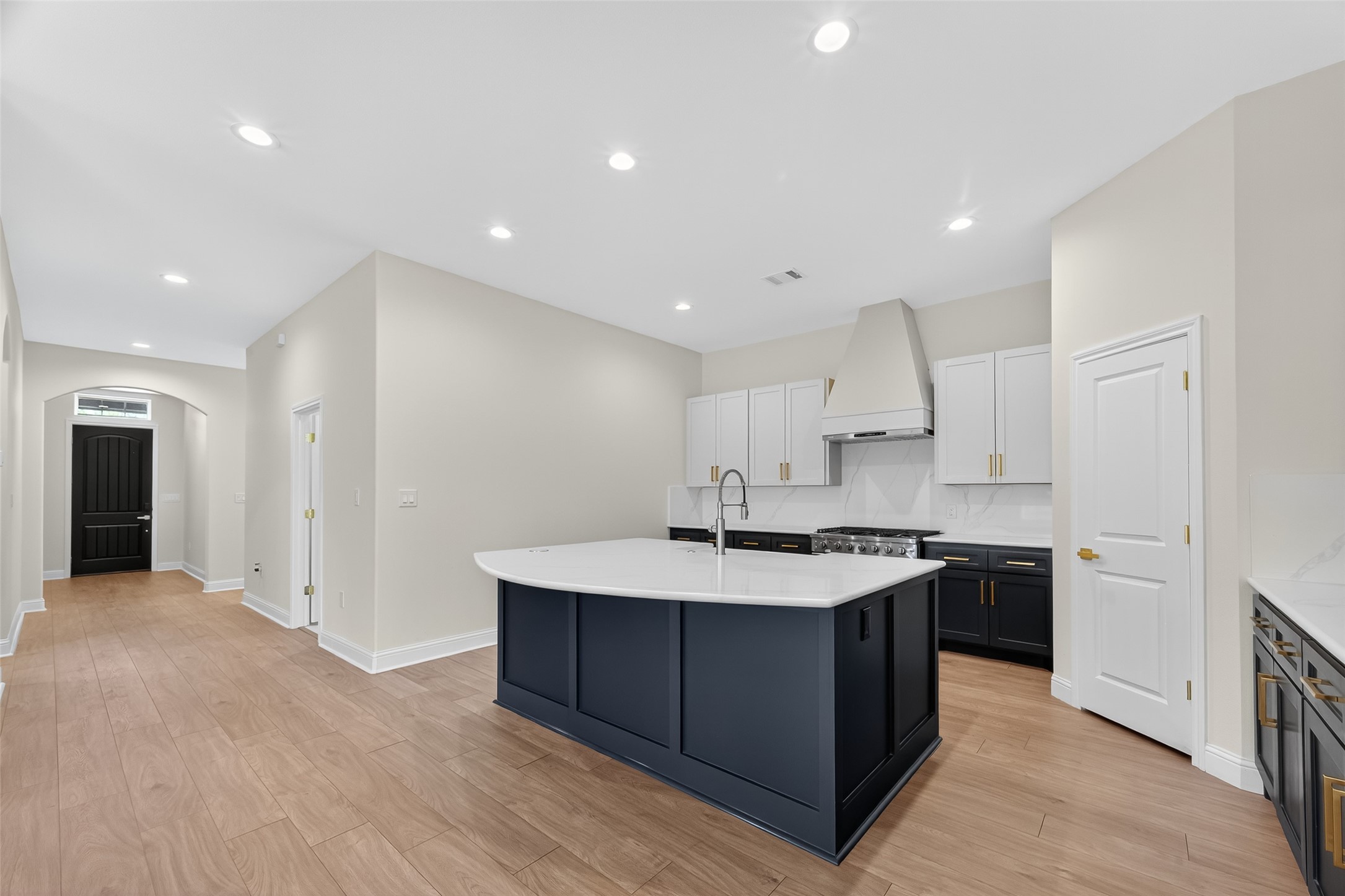 7717 Prairie Street Hitchcock, TX 77563 - Photo 15 of 43 Spacious island kitchen perfect for entertaining family and friends.