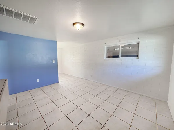 $999 | 3114 East Hubbell Street, Unit B, Phoenix, AZ 85008