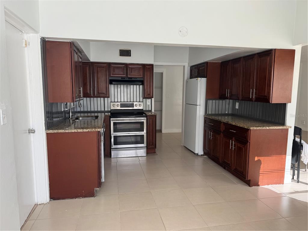 3609 Ranchwood Road Orlando, FL 32808 - Photo 9 of 23