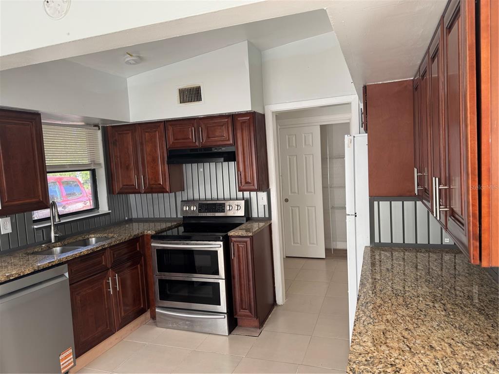 3609 Ranchwood Road Orlando, FL 32808 - Photo 10 of 23