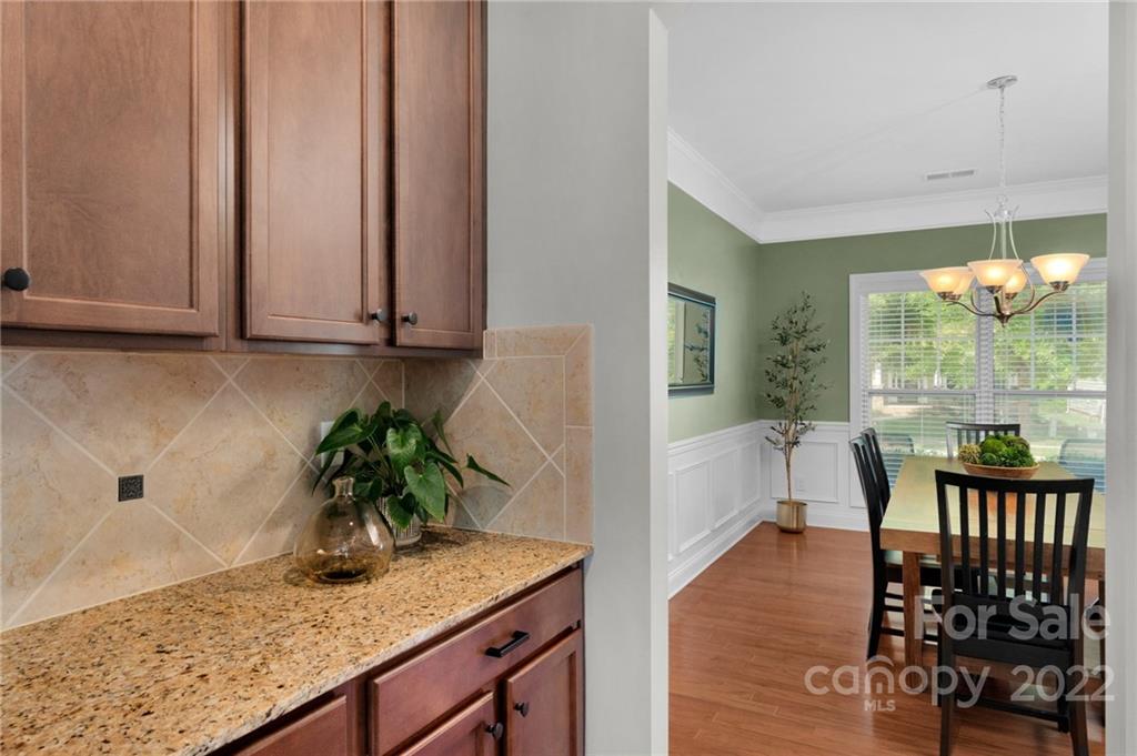 1640 Ridgehaven Road Waxhaw, NC 28173 - Photo 12 of 36 a view of kitchen with granite countertop window