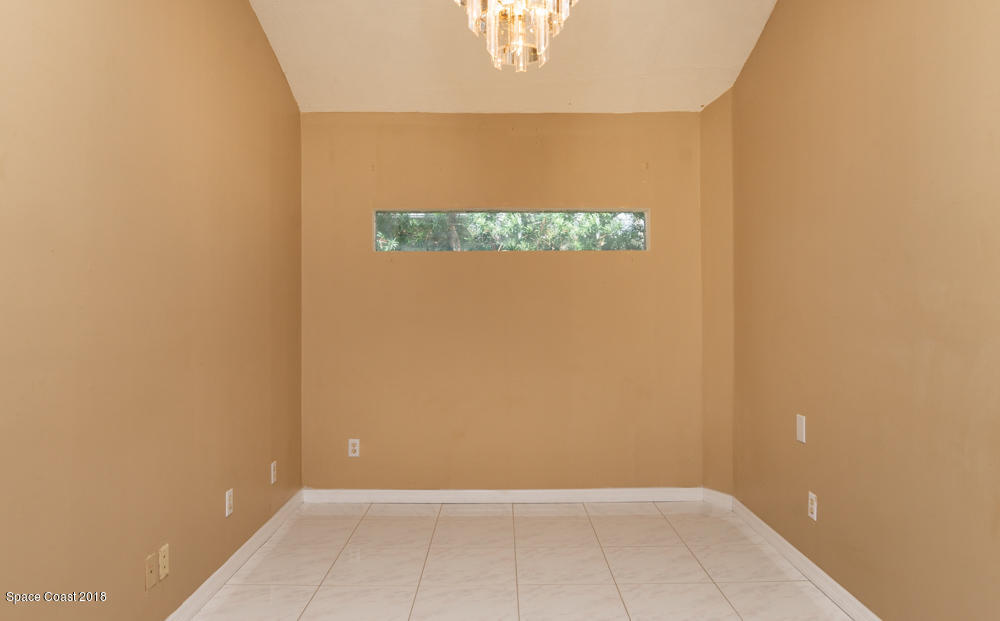 305 Myrtlewood Road Melbourne, FL 32940 - Photo 8 of 15 Dining Room