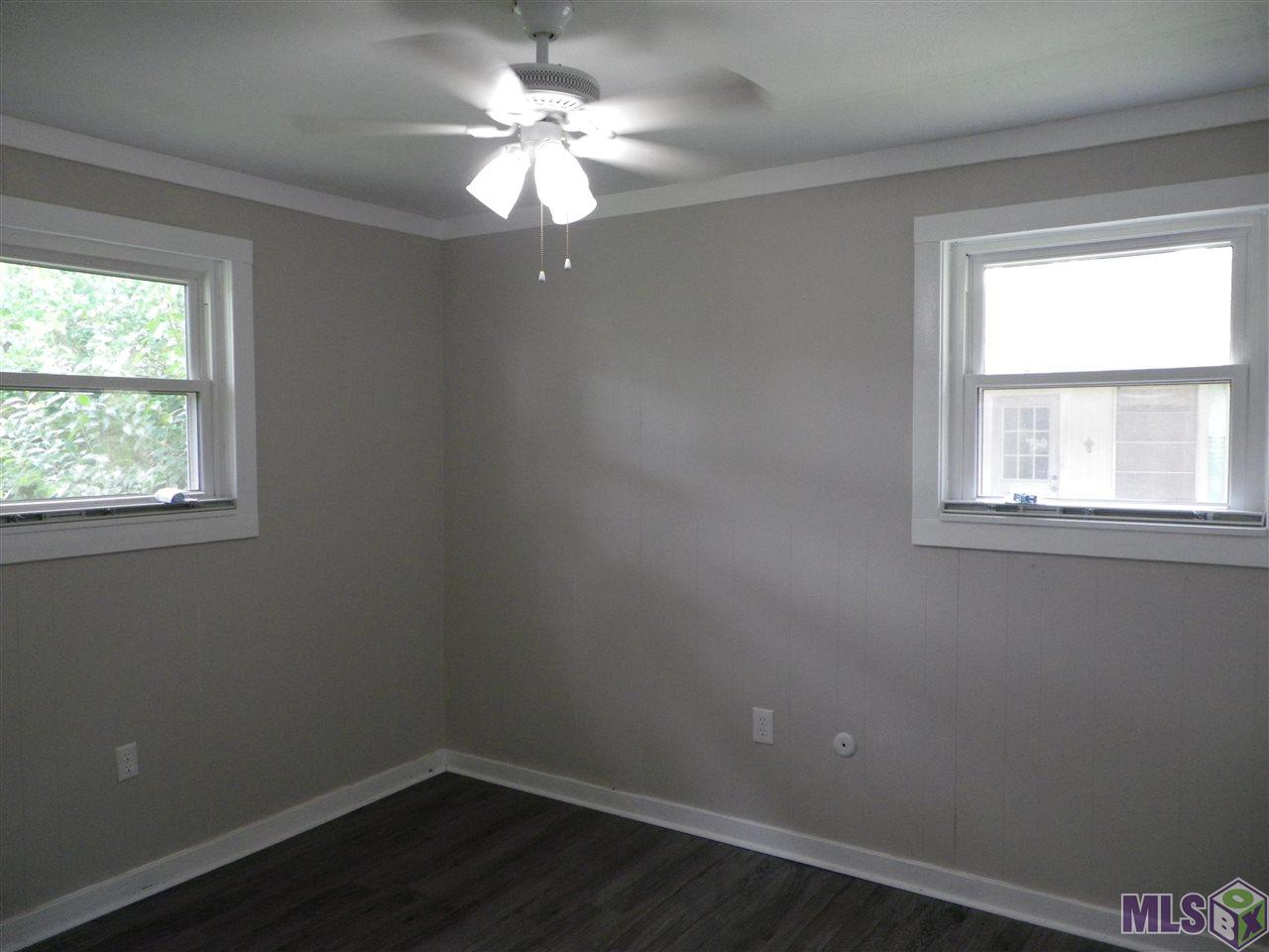 4085 Fleet Drive Baton Rouge, LA 70809 - Photo 11 of 13