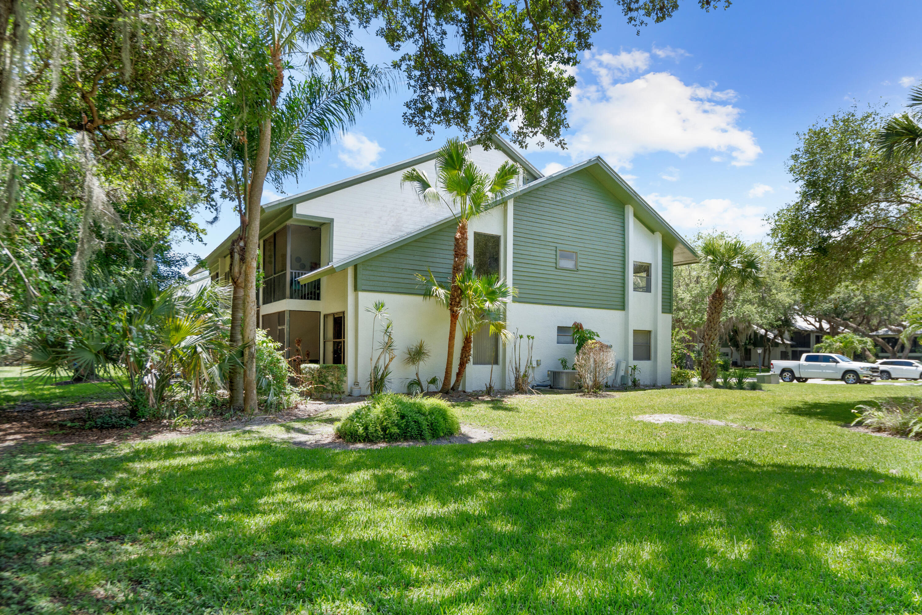5280 Southeast Seascape Way, Unit 101 Stuart, FL 34997 - Photo 6 of 38 DSC08950