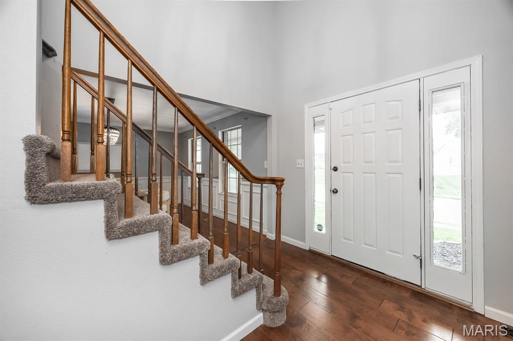 1010 Woods Way O'Fallon, IL 62269 - Photo 3 of 44