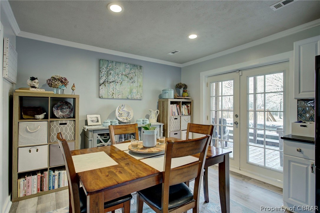 9374 Marlfield Road Gloucester, VA 23061 - Photo 12 of 42 Gallery Image 12