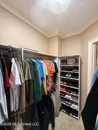 $465,000 | 109 Bayou Road, Greenville, MS 38701