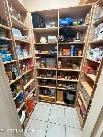 $465,000 | 109 Bayou Road, Greenville, MS 38701