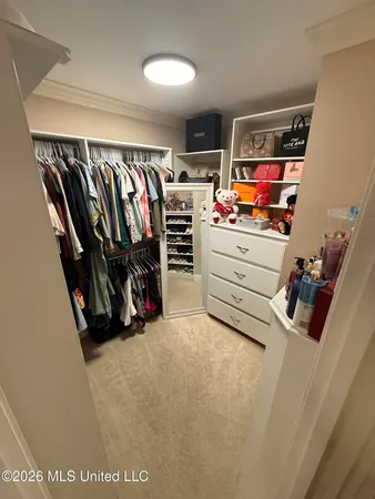 $465,000 | 109 Bayou Road, Greenville, MS 38701