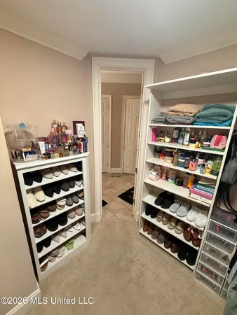 $465,000 | 109 Bayou Road, Greenville, MS 38701