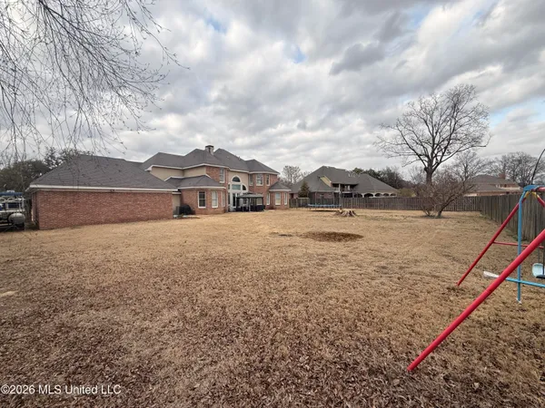 $465,000 | 109 Bayou Road, Greenville, MS 38701